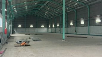 Cho thuê kho 6.500m2, ngoài KCN Tân An , Long An, giá thuê : 40k/m2/TH