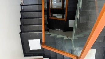 Bán nhà 5x26,2m Đất 131m2 DTSD 495m2 KDC intresco 6B Phạm Hùng