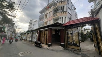 Chủ cần bán nhà 3 lầu căn góc 2 mặt tiền đg 39 Q2 ( 96m/ giá 12,7ty)