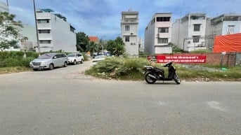 Chủ cần bán lô góc 2 mặt tiền sau lưng Bv Q2 ( Dt: 237m / giá 24ty )