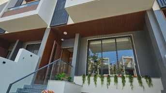 Bán lỗ 800tr - Nhà đã hoàn thiện cơ bản khu NP6 26 Summerland Mũi Né 