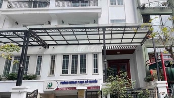 Chính Chủ Bán Biệt Thự - Liền Kề Nguyễn Tuân 98m2 Nhà 4,5 Tầng 