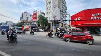 1000 2000m 10.000 mặt tiền Tôn Thất Thuyết  Q.4, 