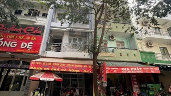 Bán nhà 5x15m 3.5 tấm, MT đường số 5 Phạm Hùng, thông vào KDC Cao LP4Q