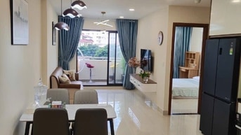 . VIEW HỒ BƠI , GẦN SĂN BAY , 2ty160 /48M/2PN _ SỔ SẴN_ XEM LÀ THÍCH  