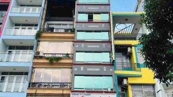 Khách Sạn 10 Tầng HĐT 110 triệu Ngay HaDo - Cách Mạng Tháng Tám