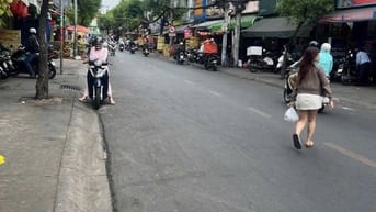 Bán nhà Mặt tiền cư xá đô thành q3, 4,6x10m(40m2) trệt 4 lầu ,12 tỷ tl