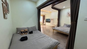 Căn Hộ Tập Thể Lê Thánh Tông Siêu Đẹp Ở Ngay 50m2 x 4.8 Tỷ.