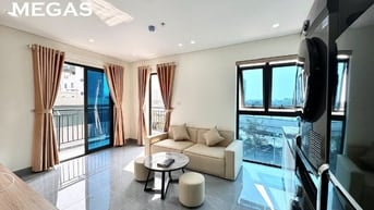 2N1K FULL NT, Ô tô đỗ cửa, giặt riêng 3 bancol trung tâm Cầu Giấy