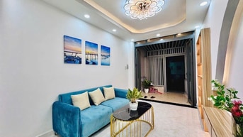 Bán gấp nhà HXH LÊ VĂN SĨ P.13 Q.PHÚ NHUẬN  2,760Tr (TL) 3,7x10,2m