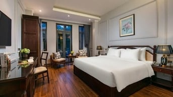 Sang nhượng khách sạn TT Phố Cổ, 16 phòng