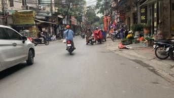 cần bán nhà KD mặt phố Nguyễn Ngọc NẠI DTSĐ 68m 3T giá 27,5 tỷ