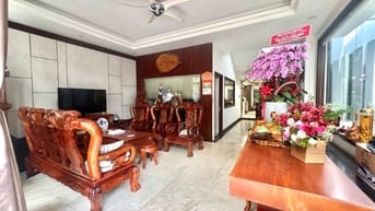 BIỆT THỰ Phạm Văn Đồng, P1, GV, 4 Tầng , 16,x Tỷ
