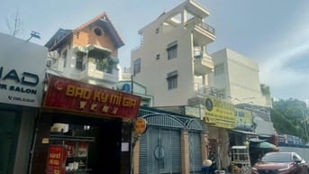 Bán gấp nhà 4 tầng MT kinh doanh Nguyễn Văn Đậu, DT 215m2 đất, 33 tỷ