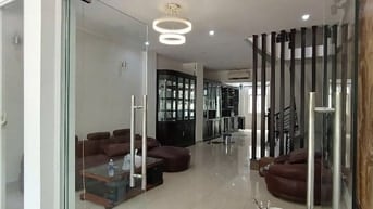 Bán nhà mặt tiền đường số 16 khu Him Lam Phường Tân Hưng Quận 7