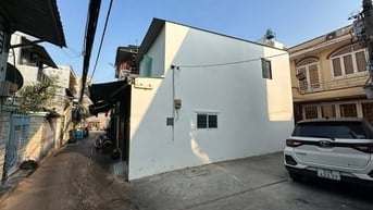 Bán nhà góc hẻm ô tô 59/49 Mã Lò, 4x8.4m, cấp 4, giá 3.7 tỷ