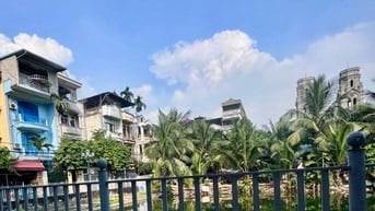 Bán nhà Giáp bát, vị trí đẹp, view hồ thoáng mát, bạt ngàn tiện ích