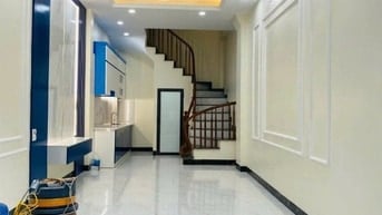 Cọc ngay nhà đẹp giá tốt HẺM LÝ THƯỜNG KIỆT, P.14 Q.10 2,750Tr 33,6m