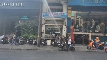 BÁN NHÀ MẶT TIỀN TRUNG TÂM QUẬN 1
