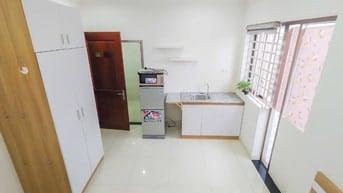 Cho Thuê Phòng Trọ Full Nội Thất , Có Thang Máy , Hầm Gửi Xe , Trung T