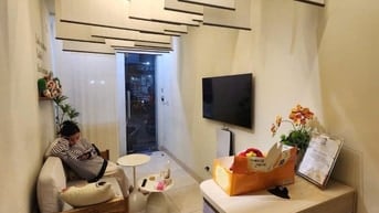 Chính chủ cho thuê nha ngo 514 Nguyễn Văn Cừ 11 triệu 