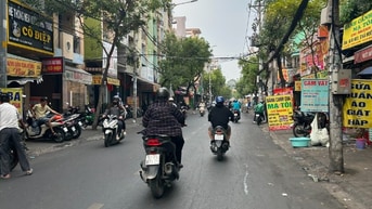 BÁN NHÀ 3 TẦNG  - ĐƯỜNG VẠN KIẾP - BÁN 8.9 TỶ.