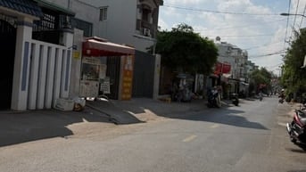 Ông chú đang ngọp, cần bán Căn hộ dịch vụ 4 tầng ĐS8 Hiệp Bình Phước