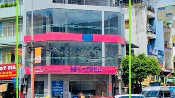 Cho thuê nhà Góc 2MT 223 Phan Xích Long, Phường Cầu Kiệu, Hồ Chí Minh