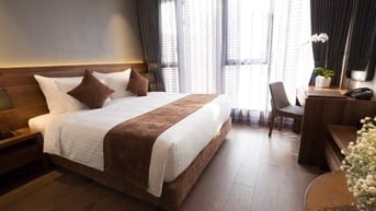 Cho thuê khách sạn Phố Cổ, 11 phòng, mới 100% 