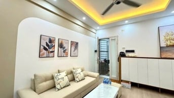 75m2 ,3 phòng ngủ ,2wc, 1 PK,1bếp .3,5 Tỷ