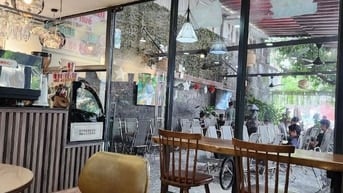 Sang quán Cafe 12x28 căn góc Nguyễn Văn Quá-Quận 12, lợi nhuận cao