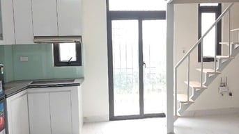 Tôi cho thuê phòng cạnh ga tầu điện trên cao Yên nghĩa.lh : 0936341608