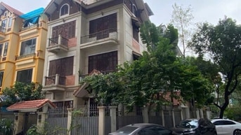 CC bán nhà BT LK 4 tầng 140m2 MT 10m đường 3 ô tô tránh