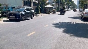 CHÍNH CHỦ BÁN ĐẤT - ĐƯỜNG D2 - GẦN LÊ VĂN VIỆT + MAN THIỆN.