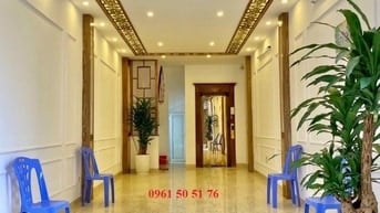13.5 tỷ - Căn góc 45m2 x 5 tầng x thang máy - đường hè ô tô tránh đỗ 