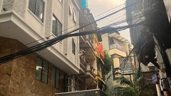 ♦️Chính chủ bán Nhà phân lô cực gần Hồ Hoàng Cầu, đẹp, kinh doanh