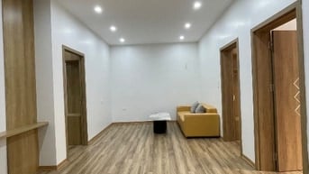 Bán CHCC 86m2 3pn,2vs đủ đồ , sát phố Trần Đăng Ninh Cầu Giấy