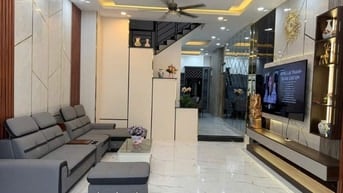 NHÀ ĐẸP QUẬN 7 - TÂN QUY - HXH - SÁT MẶT TIỀN