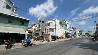 Nhà cách Mega Bình Phú Q6 2km 4mx21m đường 12m tiện kinh doanh