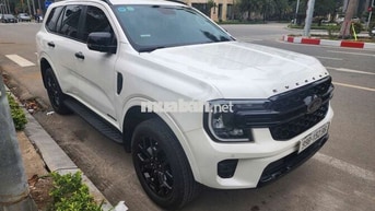 Ford Everest 2023 Sport Trắng 11 vạn