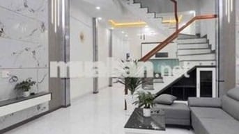 Bán nhà hẻm 220 Huỳnh Văn Luỹ, Phú Lợi Thủ Dầu Một- 3PN, 3NVS