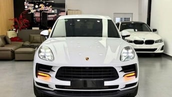 PORSCHE MACAN MODEL 2022