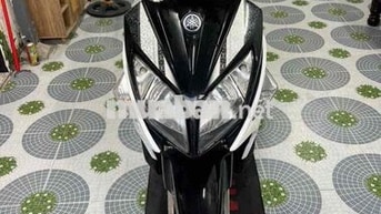 novo 4 Trắng đen
