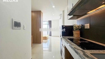 TRỐNG CĂN HỘ DỊCH VỤ ĐẦY ĐỦ NỘI THẤT - BAN CÔNG - TÁCH BẾP