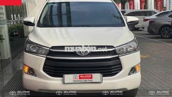 Toyota Innova 2020 2.0E Trắng