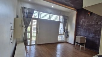 Nhà hẻm xe hơi thông ĐƯỜNG SỐ 28 - P.6 - dt 4.6m x 17,5m, Lửng + 3 tấm