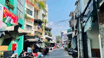 Giá rẻ, Hẻm 6m xe hơi, 106m2( 5.5 x 20 ) Ngã 6 Lý Thái Tổ Quận 10