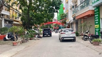 Bán Nhà Mai Anh Tuấn -Hồ Hoàng Cầu 50m2x5t oto plo Bộ CA .