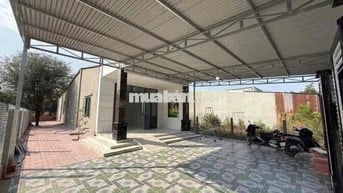 CẦN BÁN THANH LÝ GẤP NHÀ VƯỜN 1300m2 Giá Ngộp 180tr
