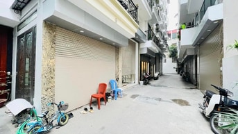 Bán nhà Nguyễn Sơn (khu đoàn bay) giá12 tỷ đường ô tô vào 0968119926